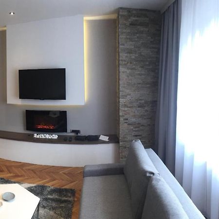 Chimney Modern Apartment Νόβι Σαντ Εξωτερικό φωτογραφία